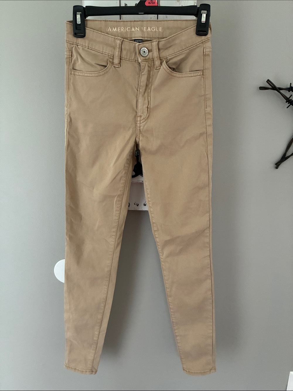 American Eagle stretch khaki skinny pants